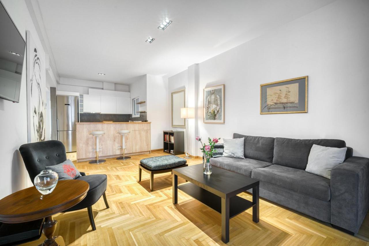 Delightful Stylish Two Bedroom Condo In Hip Area Of Central Ateny Zewnętrze zdjęcie